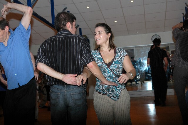 min 2008 06 28 aupra dance 106